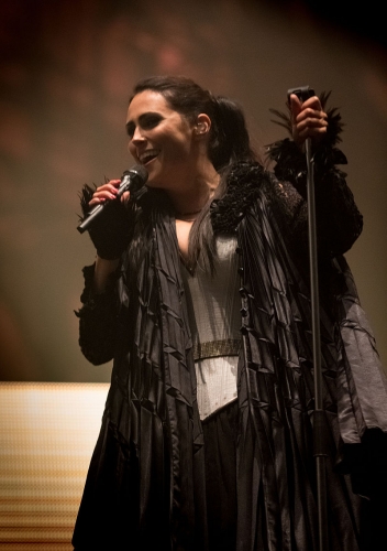 Sharon den Adel